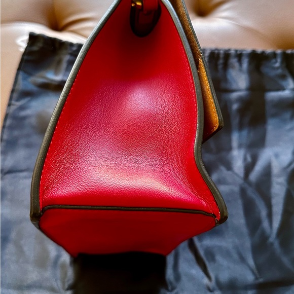 Fendi Kan U Medium Shoulder Bag Red Calfskin Leather  Gold Chain & Leather Strap - Picture 4 of 11